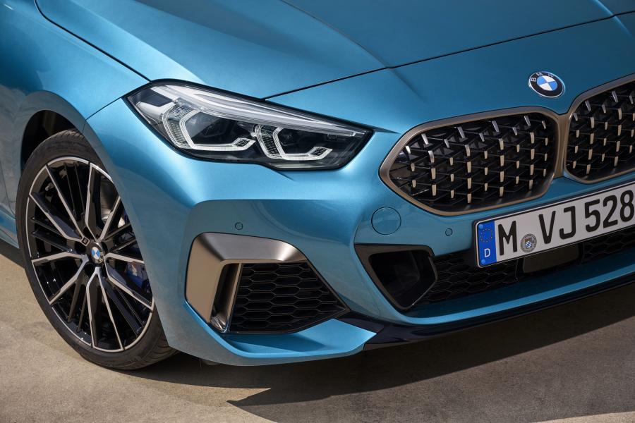 Детали экстерьера BMW M235i xDrive Gran Coupe (F44) 2020 года  (WW) (фото 18 из 96)